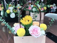 -骏佳雷克萨斯汽车销售服务中心-停车场