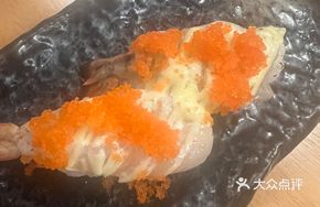 Six-Way Sushi Platter