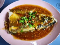 -成记酱蒸松鱼头