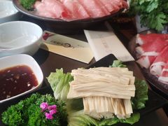 -捞王锅物料理(上海世茂广场店)