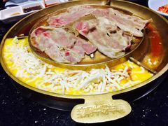 -猪啊牛呀羊啊铜盘烤肉(正大广场店)