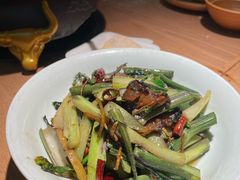 菜苔炒腊肉-吃饭皇帝大土家民族菜(正大广场店)