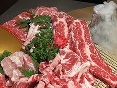 -铭牛烧肉·和牛海鲜自助(高新月牙湖店)