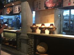 -东口码头·烧鸽子·鱼头泡饼·地方菜(金鹰悦城店)