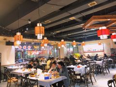 大堂-庞家烧烤客栈(炮台山店)