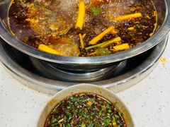 -肖肖酸萝卜鱼火锅(总店)