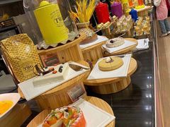 -圣丰索菲特·2 On 988 Café 自助餐厅