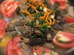 -乡土特色.冷锅鱼.牦牛肉汤锅