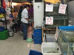 乾毓德平价海鲜火锅城-天津乾毓德饭庄·清真传统炒菜·海鲜烧烤(咸阳路店)