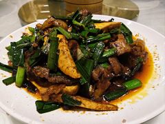 -华光驿站私房菜·黑金冠