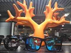 -潘多拉眼镜·蔡司依视路明月(潘家园店)