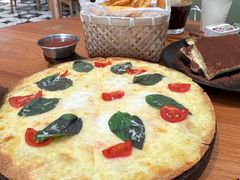 花园重芝士披萨-一尺花园(安和花园店)