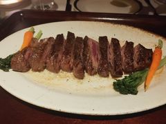 -Mogul Eatery·大亨餐酒馆