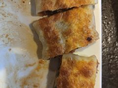 -靠山屯东北农家菜(八龙桥雅苑店)