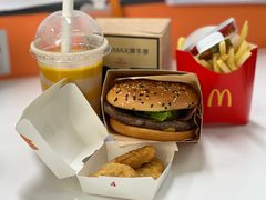 -麦当劳(松江南乐得来速店)
