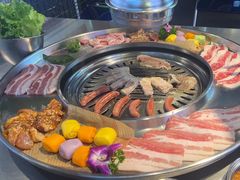 -哈哈碳都·牛肋条无限自助烤肉(台江万达店)