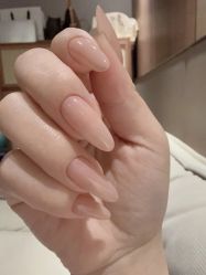 -猪猪女孩日式美睫美甲