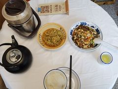 -鲁哥饭店(北正街店)