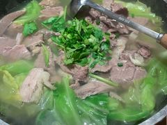 -川堂风·跷脚牛肉·乐山爆炒(宝山日月光店)