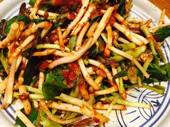 -云海肴·汽锅鸡·云南菜(天山百盛优客店)