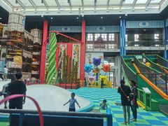 -蒙特利亲子乐园