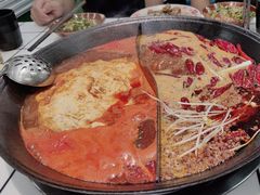 -扎起市井老火锅(乐山总店)