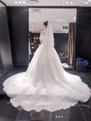 -GRACE KELLY婚纱与礼服(北京店)