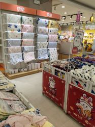 -孩子王童乐园(唐山万达广场店)