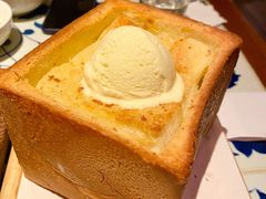 面包诱惑-绿茶餐厅(王府井永宁门店)