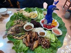 -沐毫傣泐云南菜孔雀宴•手抓饭傣味烧烤(曼听公园店)