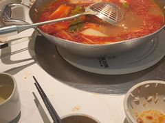 -左庭右院鲜牛肉火锅(金山万达店)