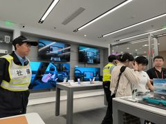 -小米之家(长宁中山公园龙之梦店)