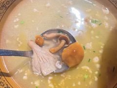 -富正毅三下锅·湘西韵味(天门山索道店)