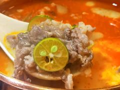 冬阴功汤煮肥牛-周三的情书花园餐厅(江北店)