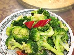 -壹阁胡羊焖饼(特色小吃街店)