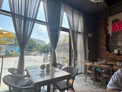 -玛格萝妮(汇智国际商业中心店)