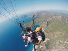 -费特希耶滑翔伞