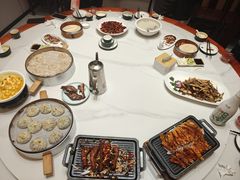 -梅利汴京烤鸭•开封豫菜地标店(东司门店)