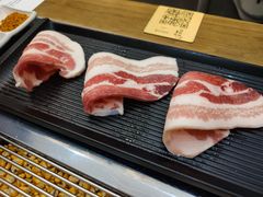 上选牛五花-韩满园· 甄选韩式烤肉