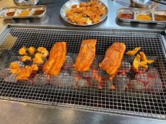 辣味五花肉-马路牙子烧烤音乐酒馆(望京店)