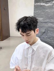 -尤司男士国潮理发馆