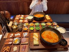 -银米·云南传统过桥米线(双廊黑金冠店)