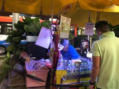 -詹爷爷乌节路街头冰淇淋