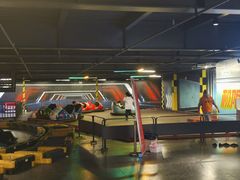 -极限PLAY运动娱乐新世界·团建派对表演休闲馆·室内高空游乐园