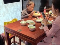 -裕兴记•蟹黄面馆(人民广场店)