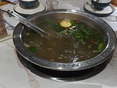 -乡土黄·鲜牛肉火锅·小龙虾(兴业街店)