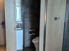 -深圳国际会展中心希尔顿酒店(前海华发冰雪世界店)