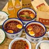 谁懂啊…西安这家肉酱米线真的好好吃！