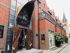 -钟书阁(松江泰晤士小镇店)