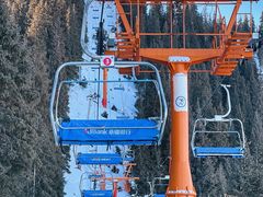 -丝绸之路山地度假区滑雪场